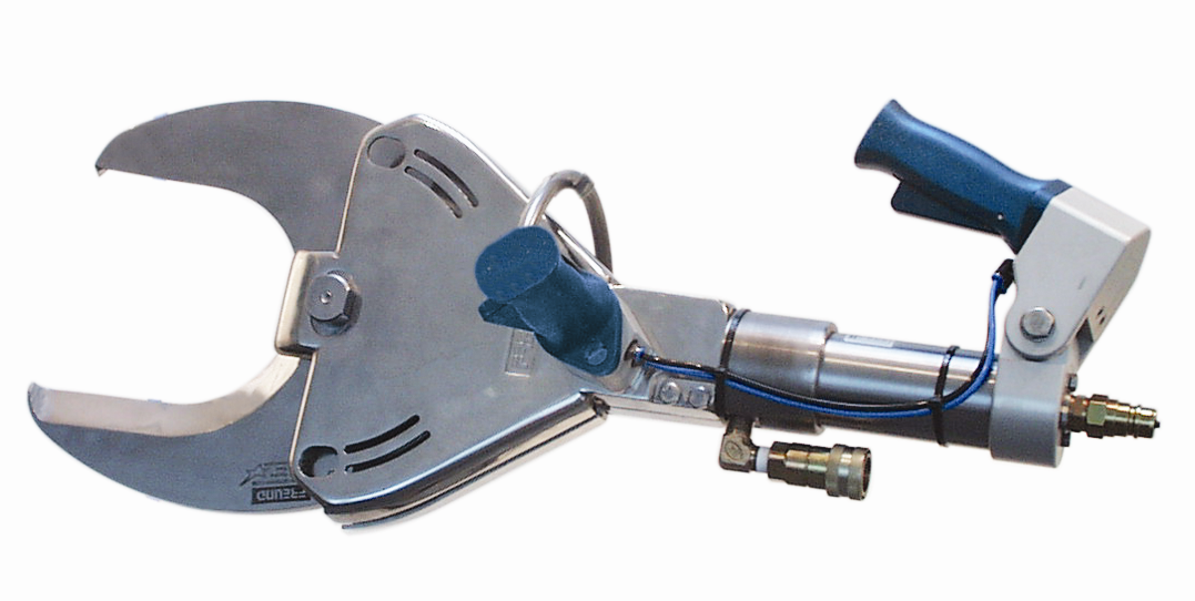 Hydraulic rear hoof shears